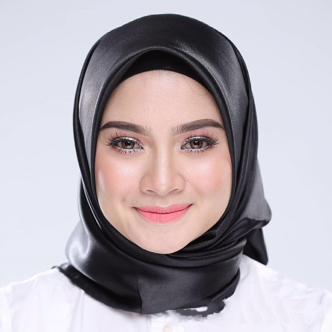 Buy NOW this Hijab - Satin Bright Monochrome Hijabs or other Hijabs from Rawdah Al-Jennah