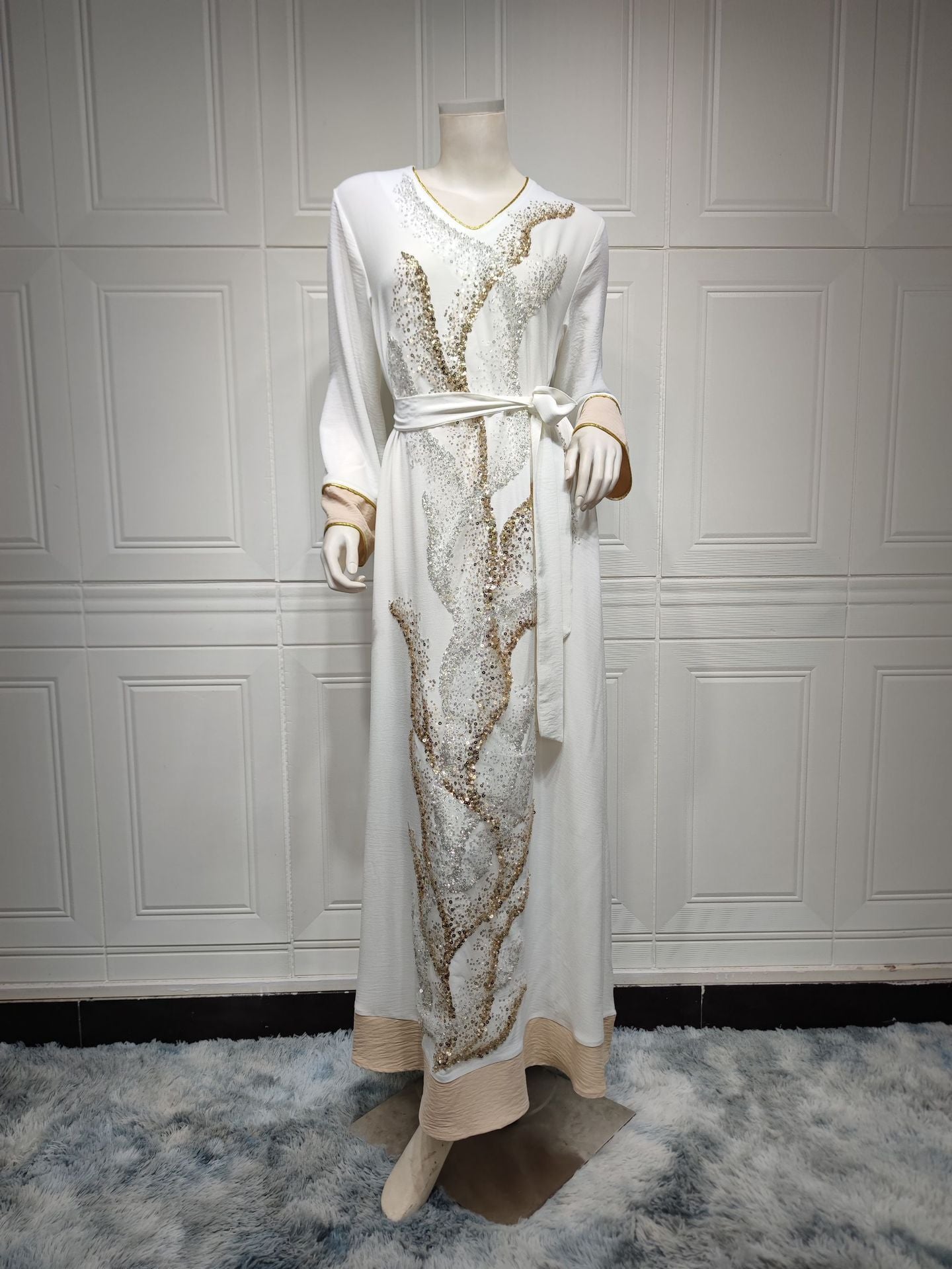 Buy NOW this Women's Jalabiya / Robe Sequin Embroider Fashion or other Jalabiya for Women from Rawdah Al-Jennah